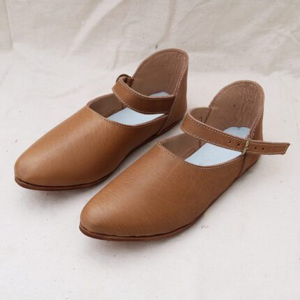 Female Shoes with Strap